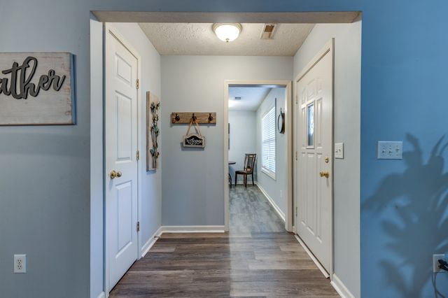 800 Browns Ln Apt A2, Gallatin, TN 37066