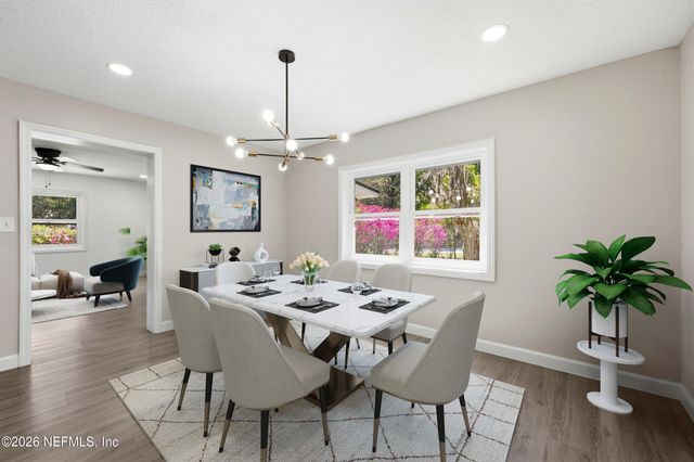 3675 NICHOLAS Circle S, Jacksonville, FL 32207