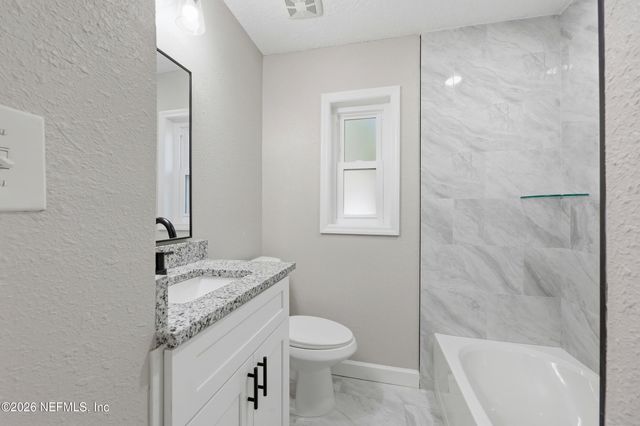 3675 NICHOLAS Circle S, Jacksonville, FL 32207