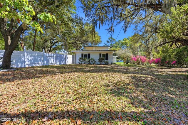 3675 NICHOLAS Circle S, Jacksonville, FL 32207