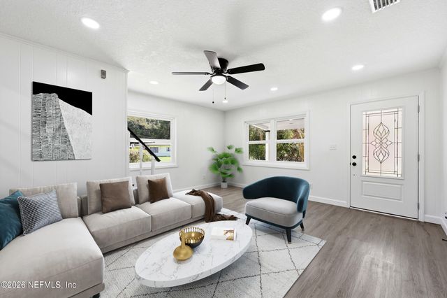 3675 NICHOLAS Circle S, Jacksonville, FL 32207