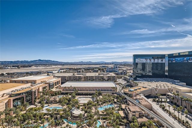 145 East Harmon Avenue 2008, Las Vegas, NV 89109