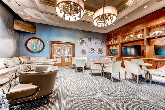 145 East Harmon Avenue 2008, Las Vegas, NV 89109