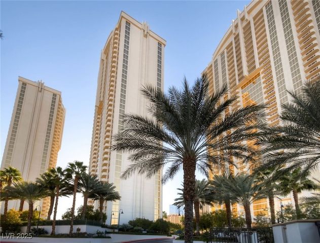 145 East Harmon Avenue 2008, Las Vegas, NV 89109