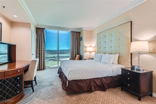 145 East Harmon Avenue 2008, Las Vegas, NV 89109