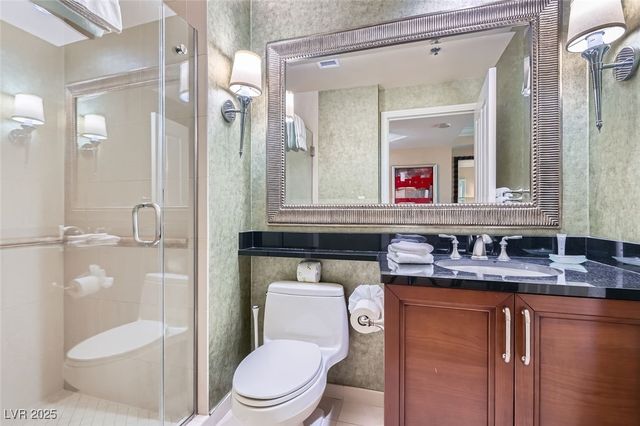 145 East Harmon Avenue 2008, Las Vegas, NV 89109