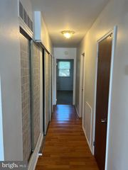 2801 SAXTON RD, Philadelphia, PA 19114