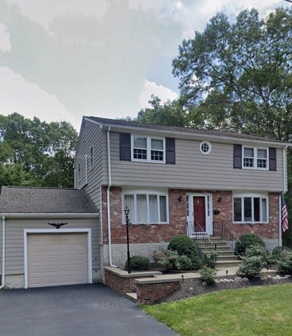 70 Deerfield Rd, Sharon, MA 02067