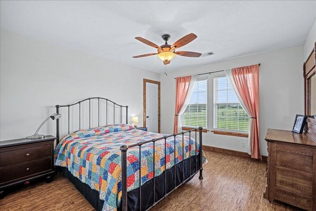 8233 Quebe Road, Brenham, TX 77833