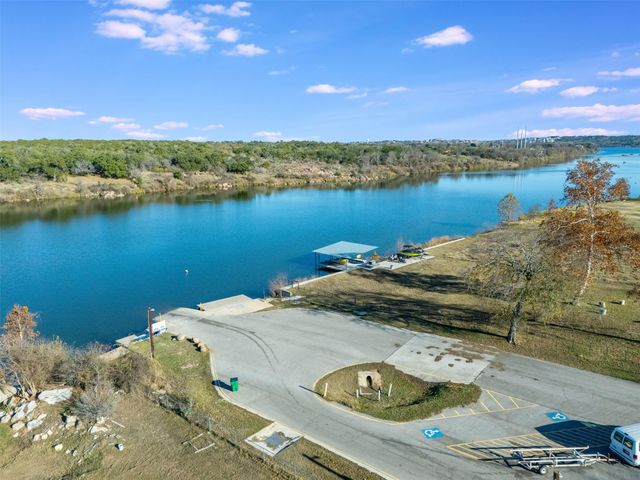 728 Driftwood LN, Cottonwood Shores, TX 78657