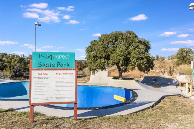 728 Driftwood LN, Cottonwood Shores, TX 78657