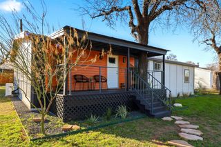 728 Driftwood LN, Cottonwood Shores, TX 78657