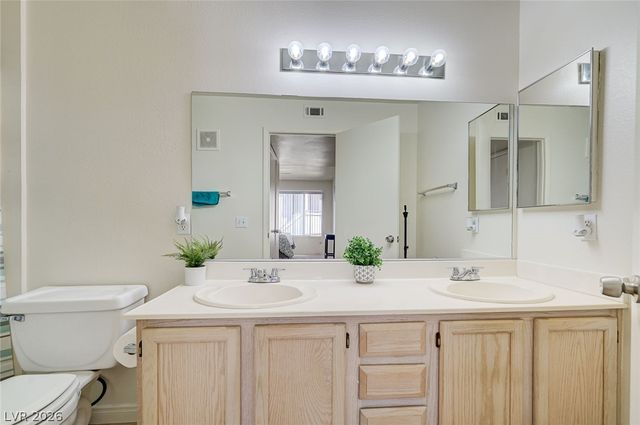 3425 East Russell Road 220, Las Vegas, NV 89120