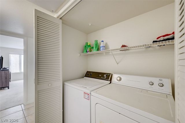 3425 East Russell Road 220, Las Vegas, NV 89120