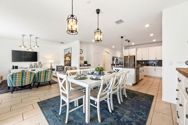 1045 LEADER STREET, Davenport, FL 33896