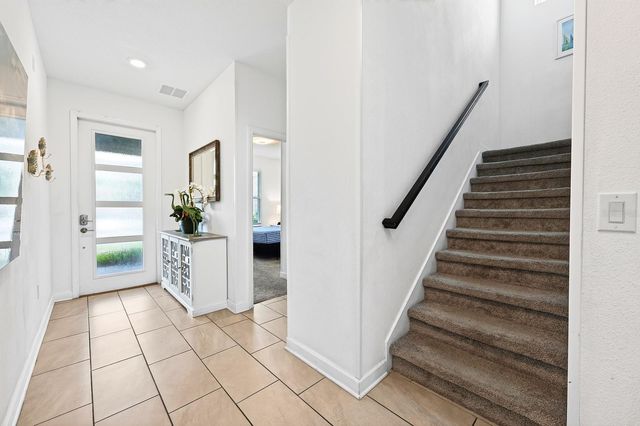 1045 LEADER STREET, Davenport, FL 33896