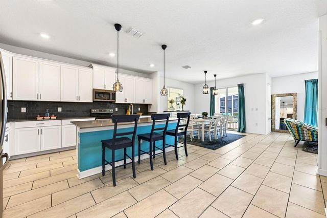 1045 LEADER STREET, Davenport, FL 33896