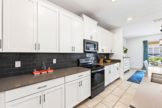 1045 LEADER STREET, Davenport, FL 33896