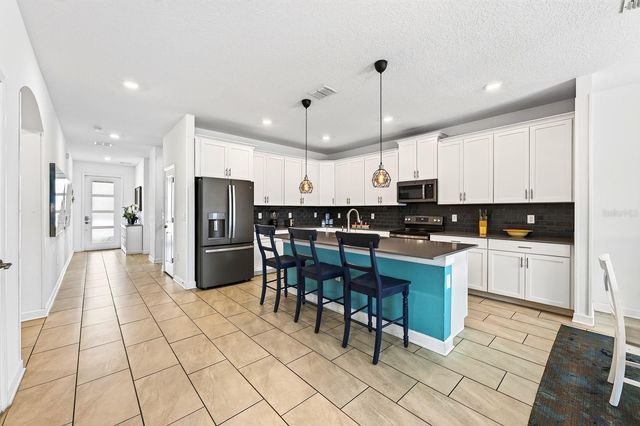 1045 LEADER STREET, Davenport, FL 33896