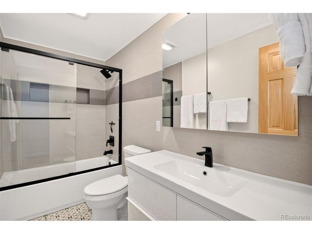 16333 E 7th Dr, Aurora, CO 80011
