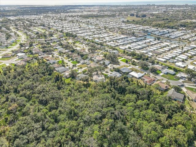 1332 WHISPERING LANE, Venice, FL 34285