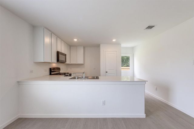 1301 Salton, Sherman, TX 75090