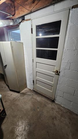 139 Beverly Boulevard, Hobart, IN 46342