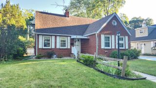 139 Beverly Boulevard, Hobart, IN 46342