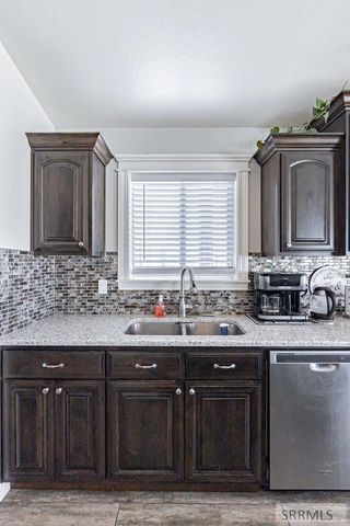 1557 N Quinn Creek Road, Idaho Falls, ID 83401