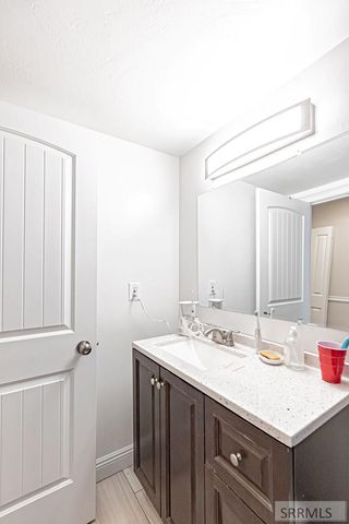 1557 N Quinn Creek Road, Idaho Falls, ID 83401