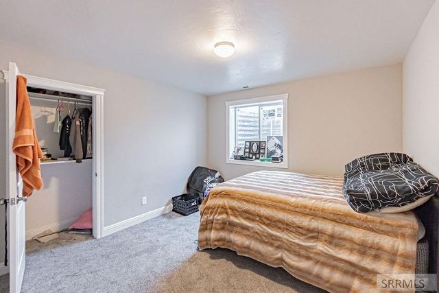 1557 N Quinn Creek Road, Idaho Falls, ID 83401