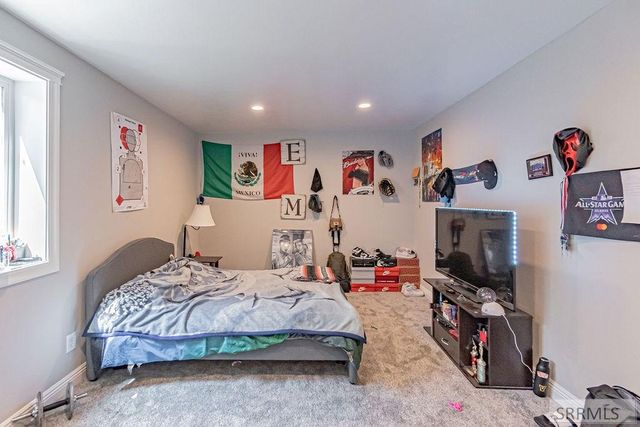 1557 N Quinn Creek Road, Idaho Falls, ID 83401