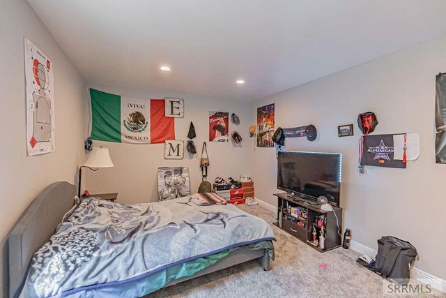 1557 N Quinn Creek Road, Idaho Falls, ID 83401