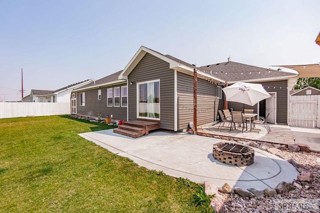 1557 N Quinn Creek Road, Idaho Falls, ID 83401