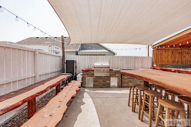 1557 N Quinn Creek Road, Idaho Falls, ID 83401