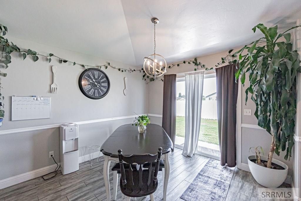 Image 24 of property listing at 1557 N Quinn Creek Road, Idaho Falls, ID 83401