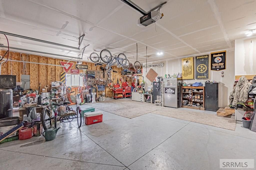 Image 62 of property listing at 1557 N Quinn Creek Road, Idaho Falls, ID 83401