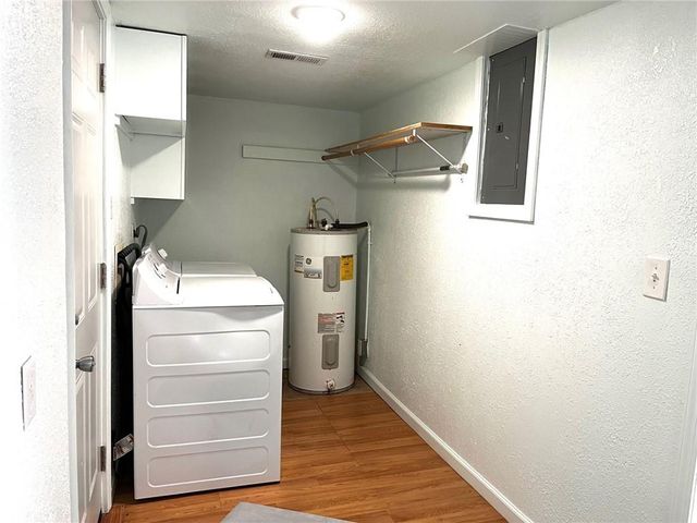 1021 N Poplar Street, Ottawa, KS 66067