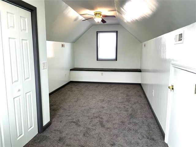 1021 N Poplar Street, Ottawa, KS 66067