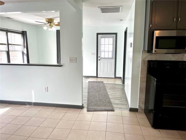 1021 N Poplar Street, Ottawa, KS 66067