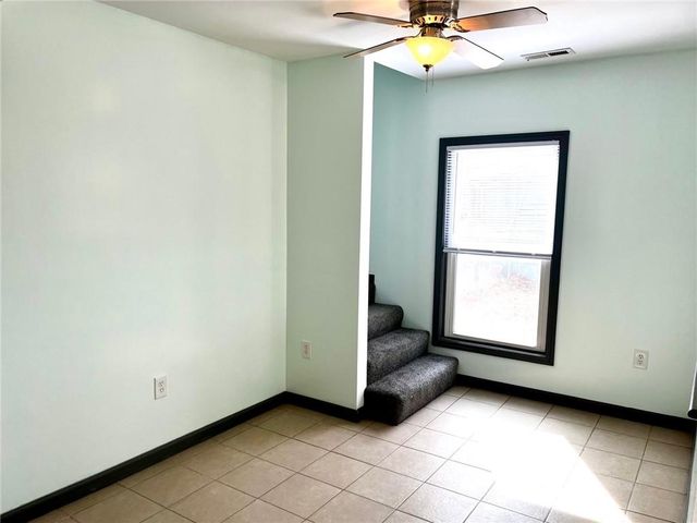 1021 N Poplar Street, Ottawa, KS 66067