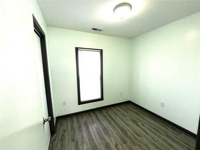 1021 N Poplar Street, Ottawa, KS 66067