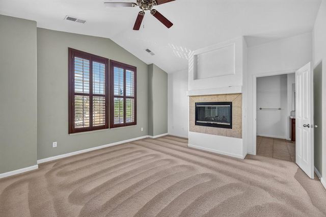 1114 E Oakmont Avenue, Fresno, CA 93730