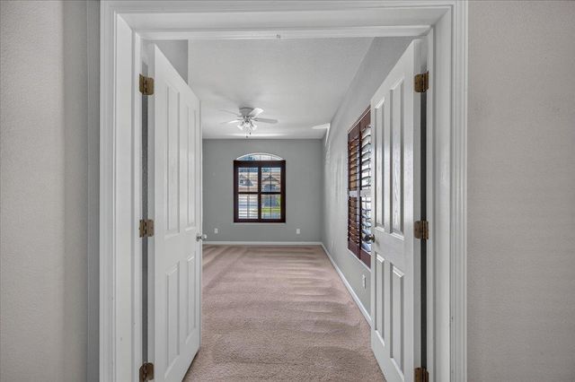 1114 E Oakmont Avenue, Fresno, CA 93730