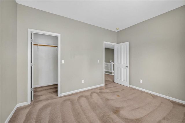1114 E Oakmont Avenue, Fresno, CA 93730