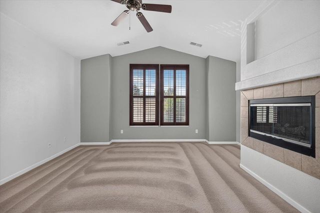 1114 E Oakmont Avenue, Fresno, CA 93730