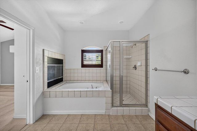 1114 E Oakmont Avenue, Fresno, CA 93730