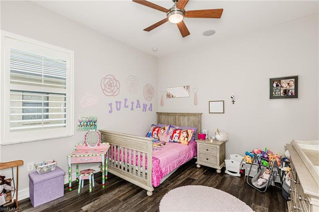 7307 Acorn WAY, Naples, FL 34119