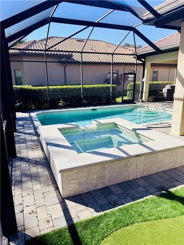 7307 Acorn WAY, Naples, FL 34119