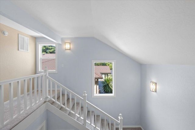 430 S 5th Street, Jacksonville, OR 97530